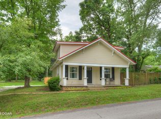 313 Gooch Rd, Neosho, MO 64850