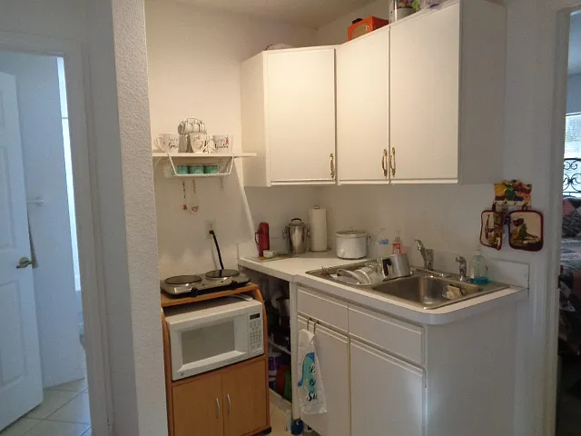 Inlaw suite Kitchenette, Cabinets & sink only