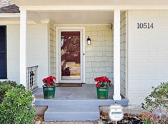 3rd image of 10514 Cromwell Dr
