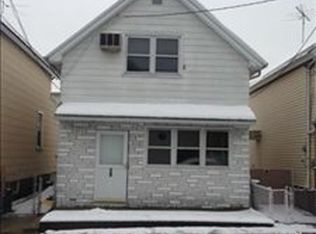 20 Sisson Ct, Bayonne, NJ 07002