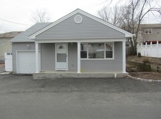 41 Emily Ave, Vauxhall, NJ 07088