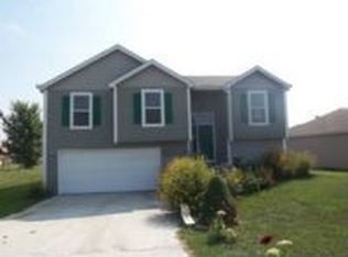 2312 Haversham Dr, Lawrence, KS 66049