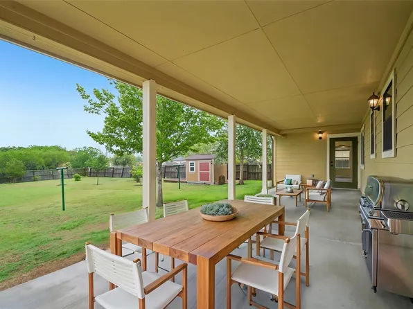 119 Hollys Way, San Marcos, TX 78666