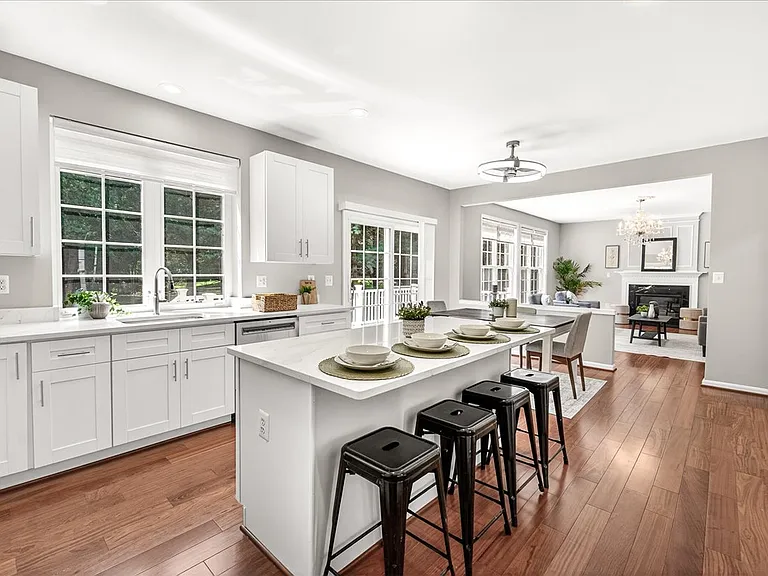 9938 Timberknoll Ln — Photo 38