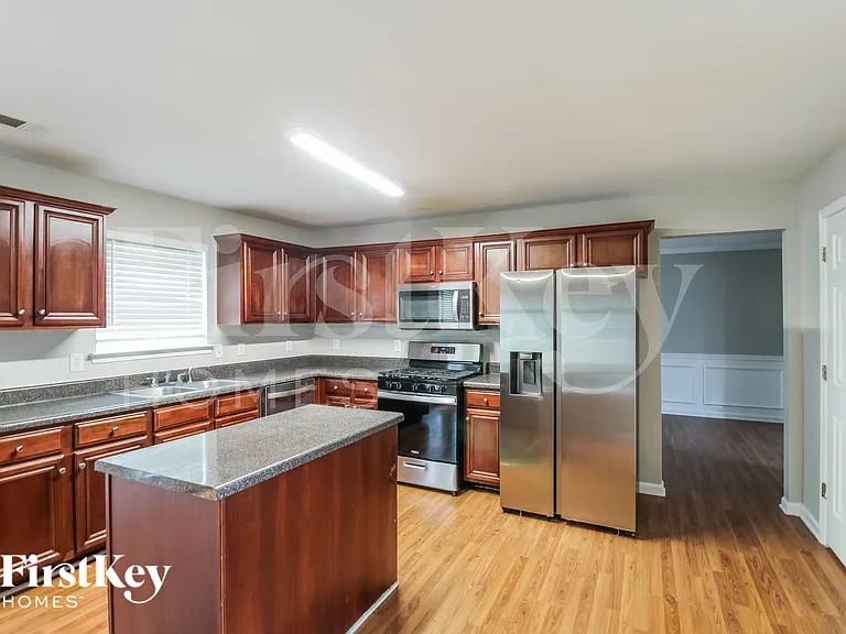 1436 Wilson Manor Cir — Photo 4
