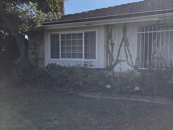 2nd image of 22100 Gresham St