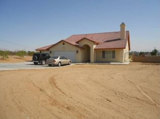 17222 Sycamore St, Hesperia, CA 92345
