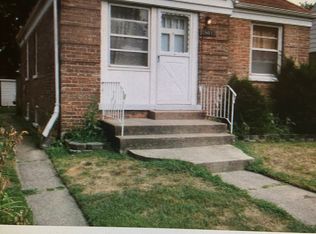 18017 Commercial Ave, Lansing, IL