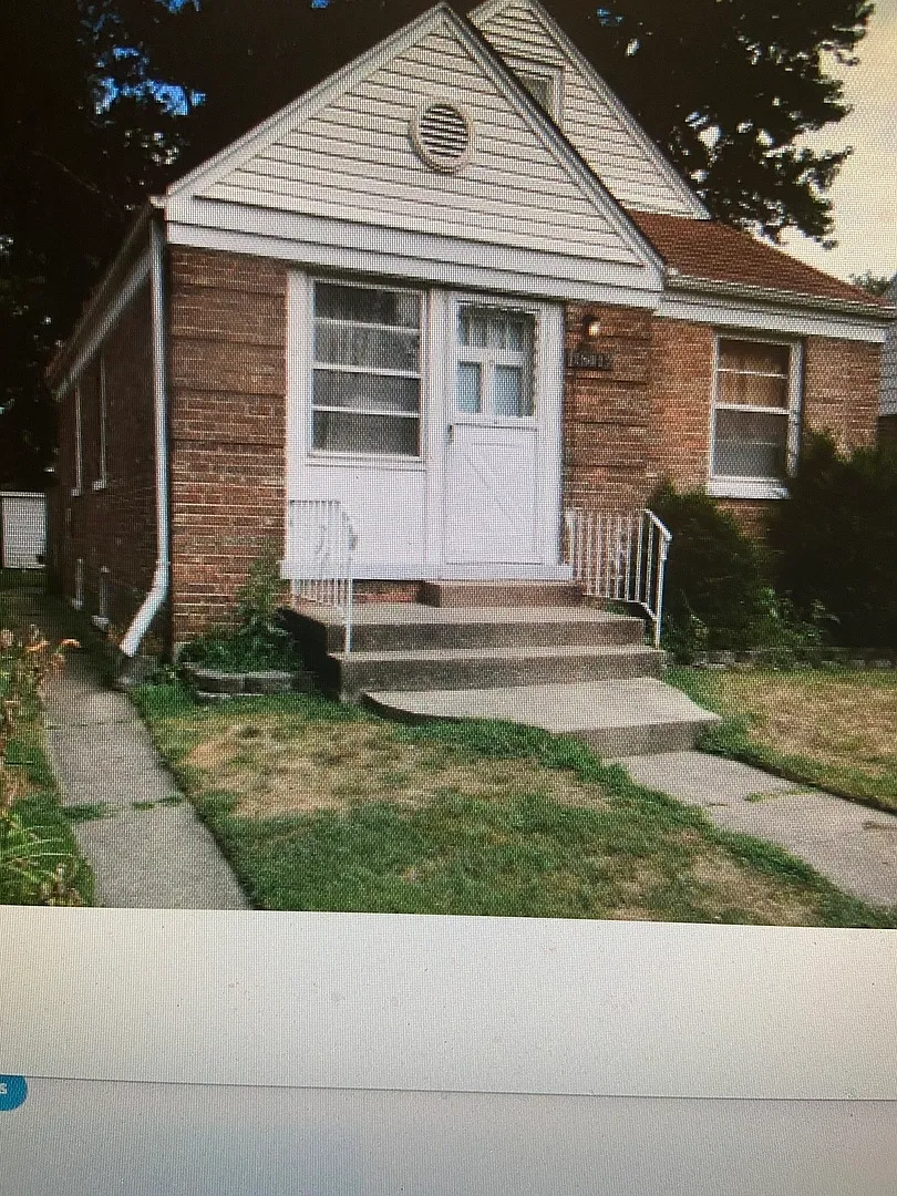 18017 Commercial Ave photo 1