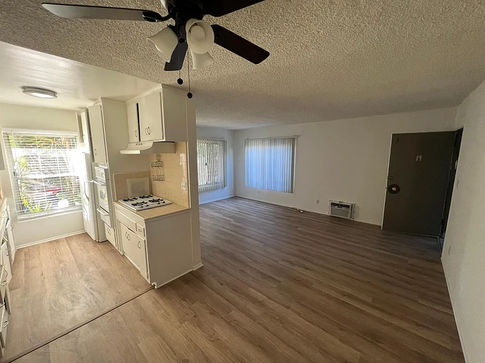 1004 N Spaulding Ave #1