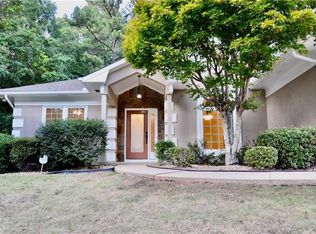 911 Oakwood Dr, Columbus, GA 31904