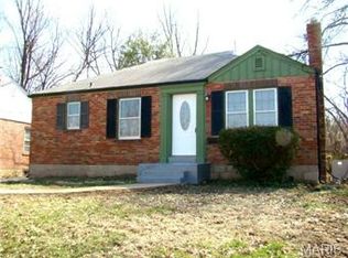 818 Walters Dr, Saint Louis, MO 63135