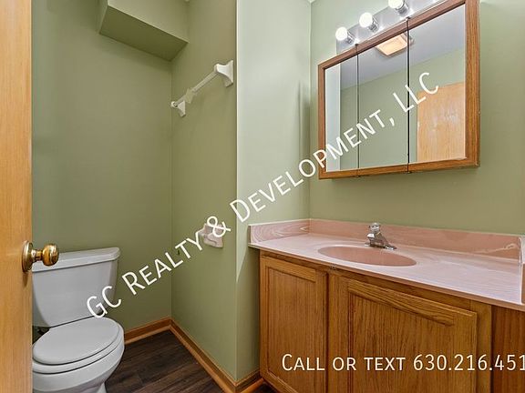 5th image of 2608 S Emerald Ave #C