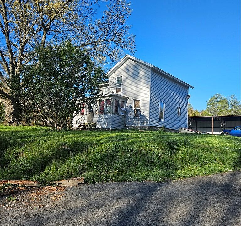 1st image of 2351 Lyon Rd