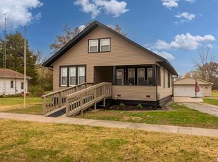 707 E Board St, Elkville, IL 62932