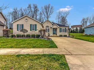 985 Doe Path Ln, Crown Point, IN 46307