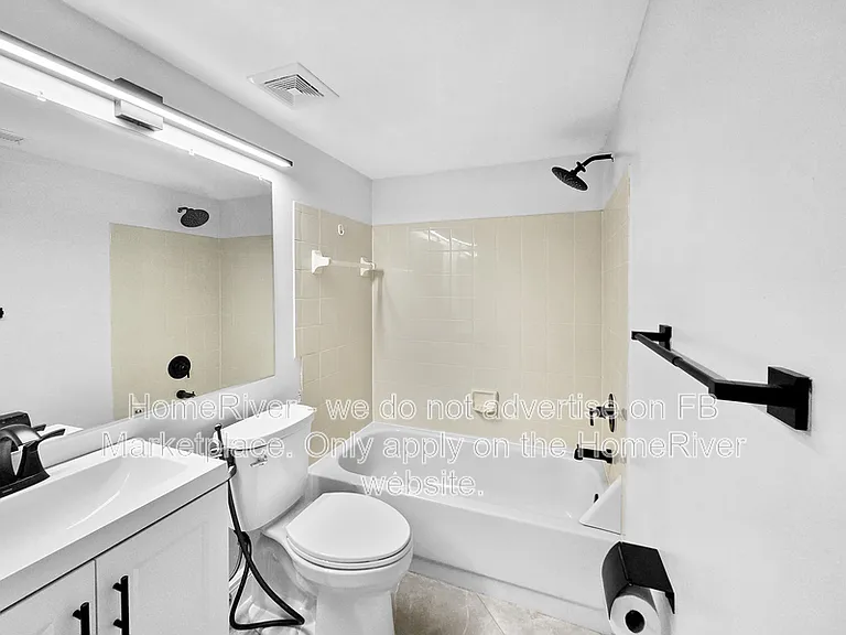 616 Beach Park Ln #V261 — Photo 13