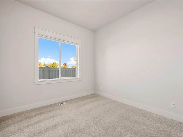 11554 W Buteo Dr — Photo 10