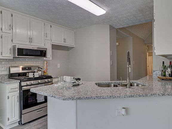 5th image of 116 Rockport Dr