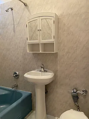 Rented by Keller Williams NYC | media 21