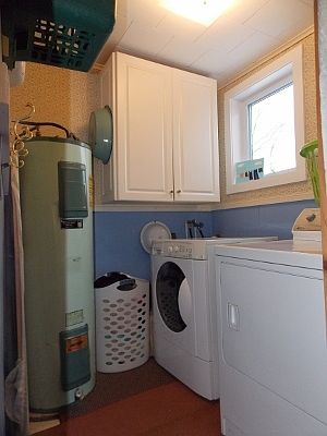 3rd image of 7976 Steuben St