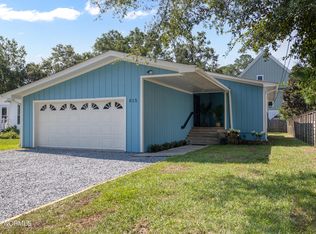 615 Spartanburg Ave, Carolina Beach, NC 28428