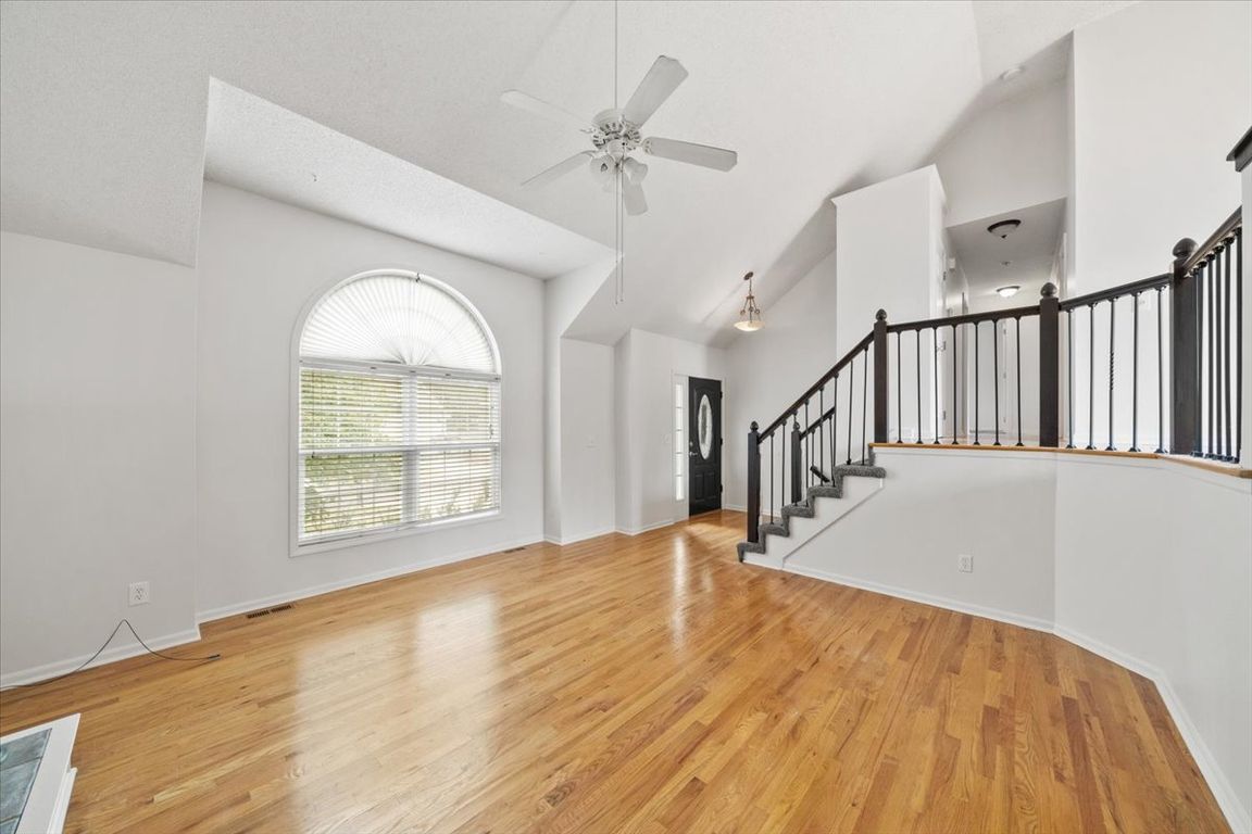 next background image