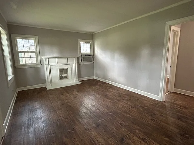 203 Short Brown St — Photo 5