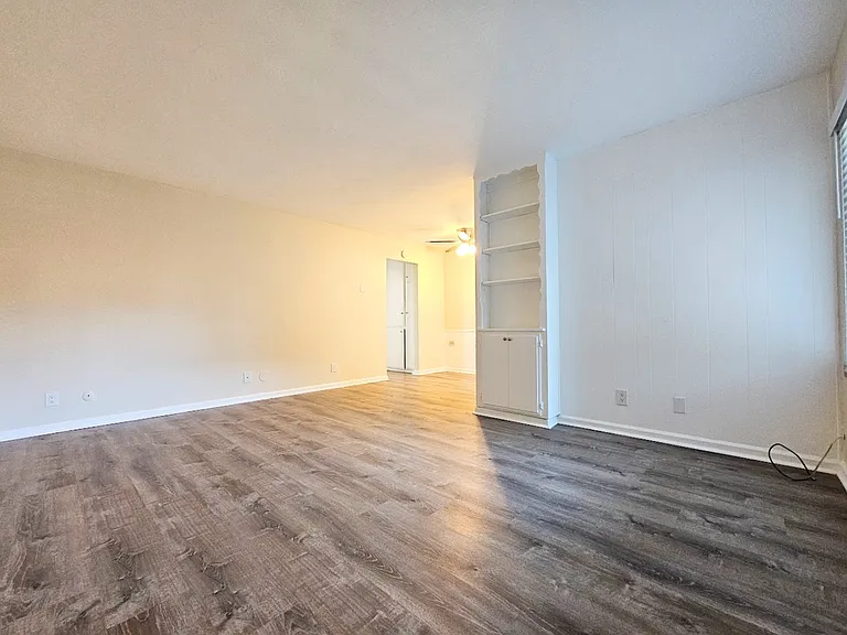 4919 Narragansett Ave #1 — Photo 5