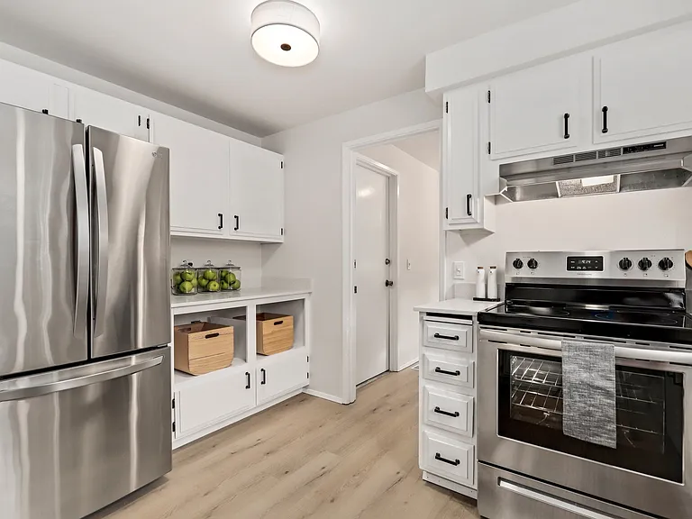 3601 NE 145th St — Photo 14