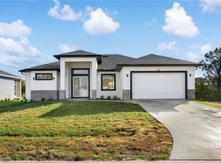 95 Brig Cir E, Placida, FL 33946