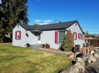 621 Pickens Rd, Yakima, WA 98908