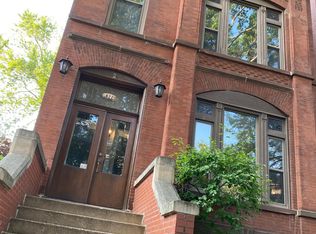 822 W George St APT 4, Chicago, IL 60657