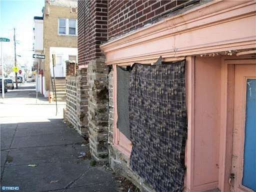 2nd image of 5960 N Leithgow St