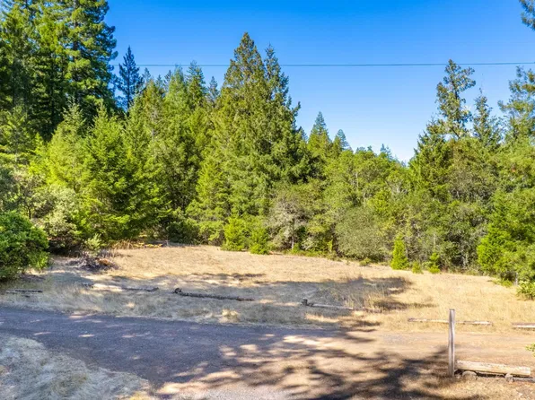 9375 Ravens Pike Road, Boonville, CA 95415