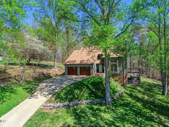 804 Seven Oaks Dr, Mount Carmel, TN 37645