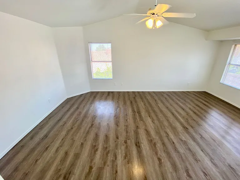 12637 W Cambridge Ave — Photo 16