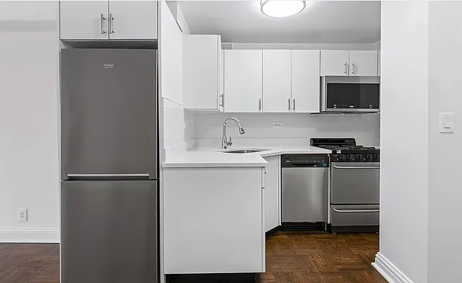 Rented by Douglas Elliman | media 5