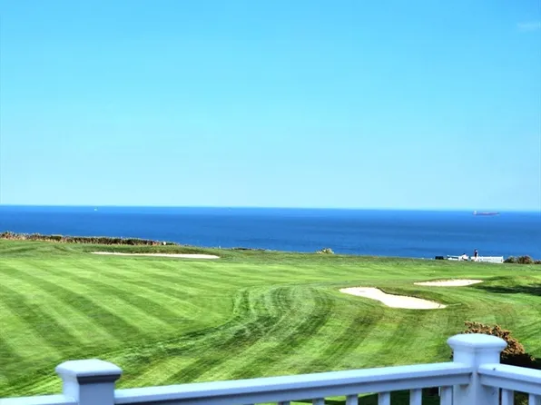 12 Cliffside Dr #12, Plymouth, MA 02360