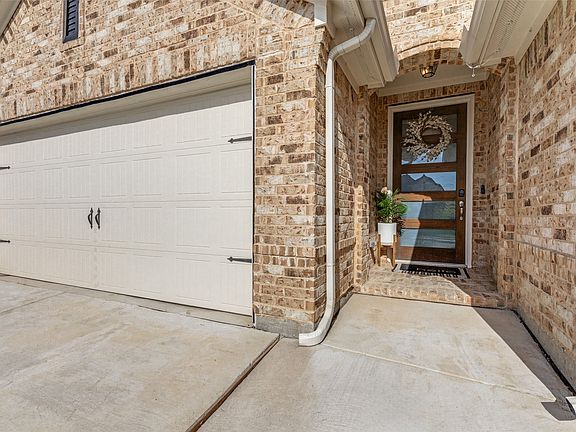 5th image of 5933 Lovills Creek St