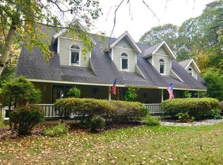 4 Granite Lake Dr, Greenfield Center, NY 12833