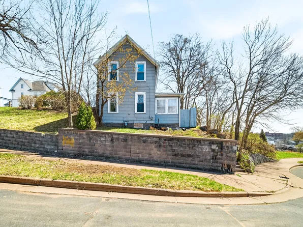 415 N Dewey Street, Eau Claire, WI 54703