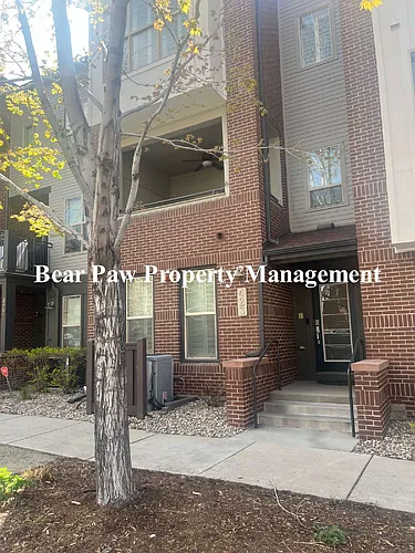 423 S Reed Ct Photo 1
