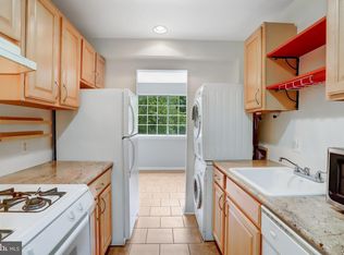 1521 Colonial Dr APT 203, Woodbridge, VA 22192