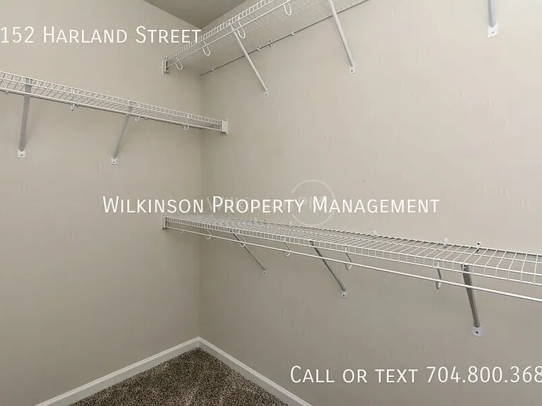 1152 Harland St — Photo 24
