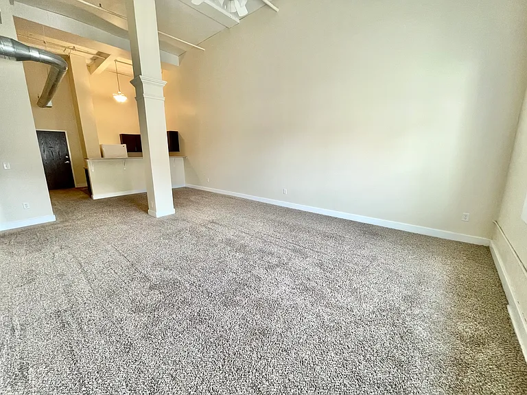 1320 5th Ave #103 — Photo 10
