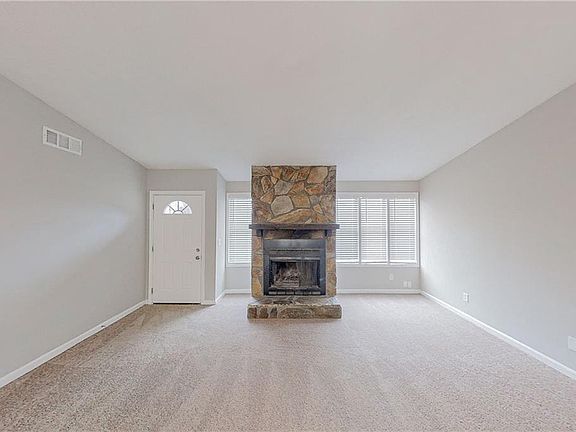 5th image of 117 Sunnybrook Ln