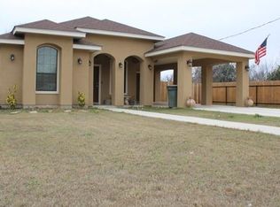 411 Grove, Uvalde, TX 78801