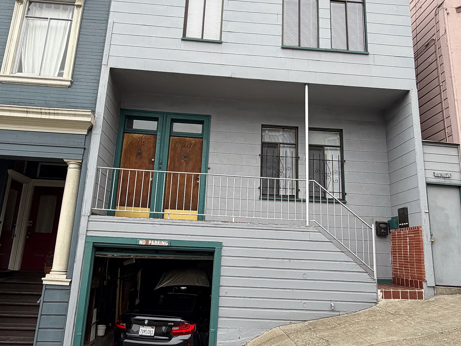 2 bed, 800 sqft, $5,250 — Photo 1