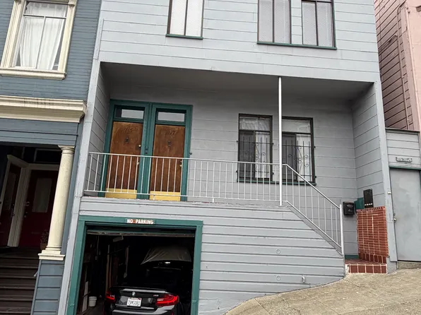 1115-1117 Montgomery St #1, San Francisco, CA 94133